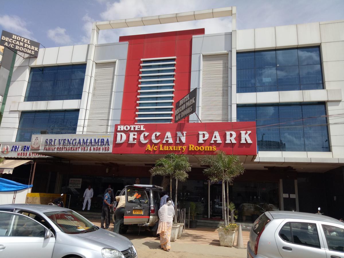 Hotel Deccan Park Hyderabad Exterior foto